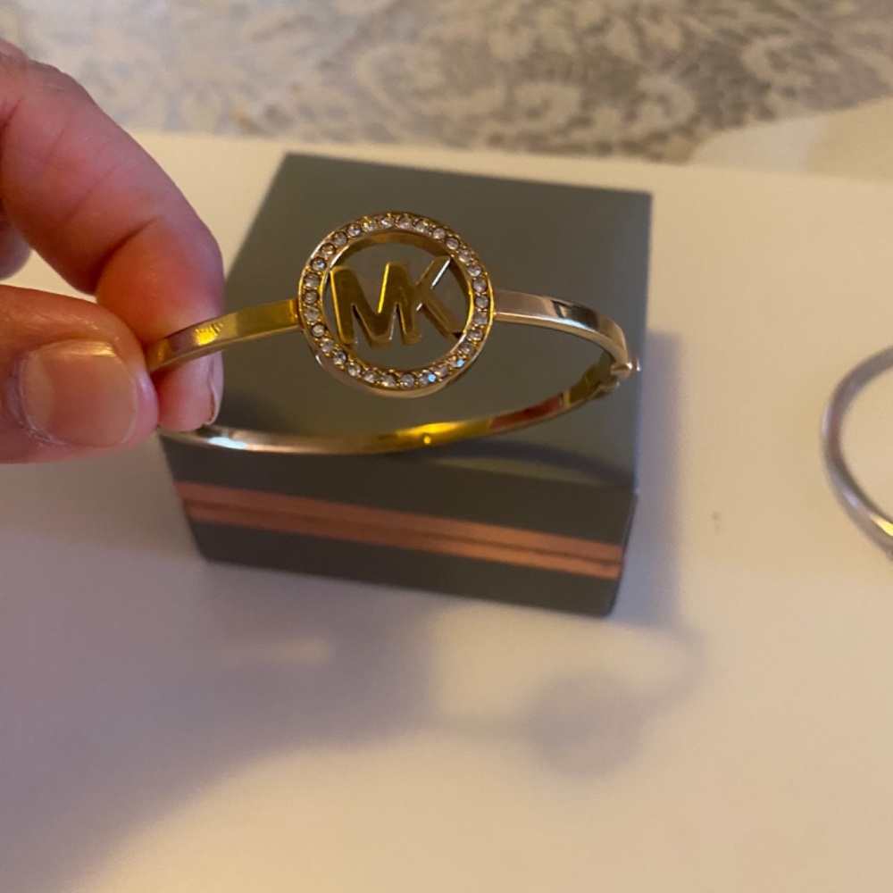 Bracelet - Picture 3 of 4